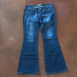 Lucky brand charley flare jeans 👖